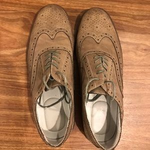 Calvin Klein Dress Shoe Wing Tip Style